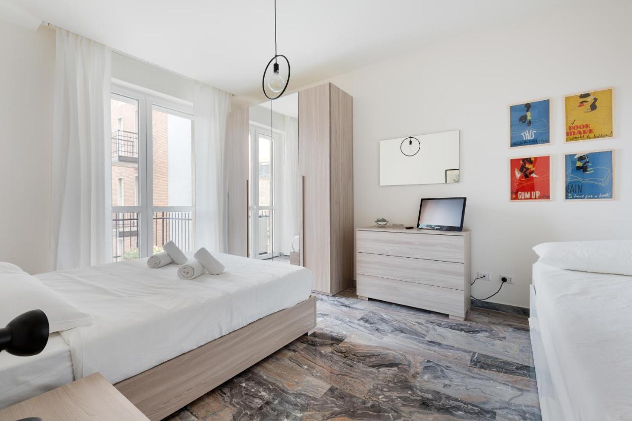 Dergano Comfy Apartment - 250 M Far From M3 Milan Exterior photo