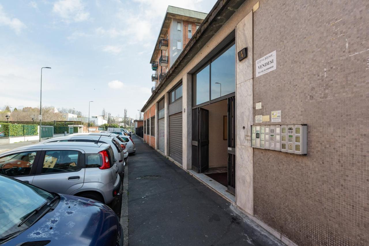 Dergano Comfy Apartment - 250 M Far From M3 Milan Exterior photo